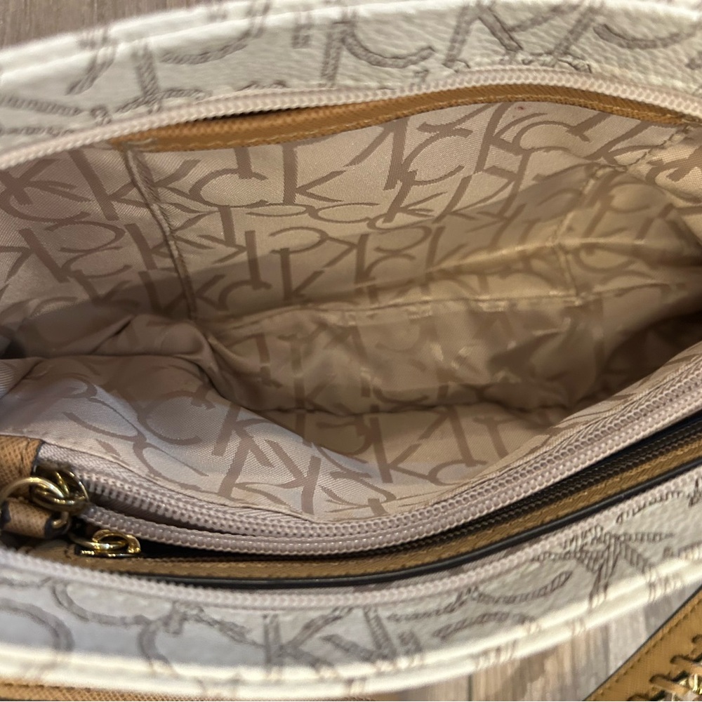 Calvin Klein Monogram Baguette Shoulder Bag w Removable Straps NWOT - Picture 9 of 11